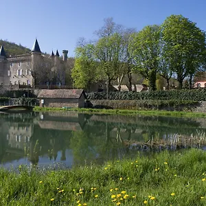 domaine-de-bienassis.hotels-rhonealpes.com/